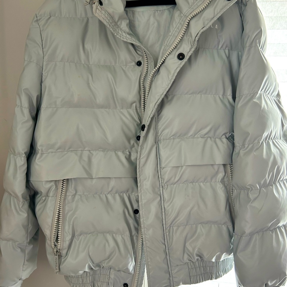 Gray Young LA Hooded Puffer Jacket 🧥